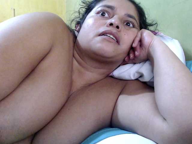 mia-naughty's BongaCams show and profile