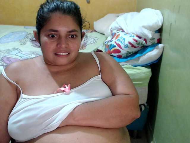 mia-naughty's BongaCams show and profile