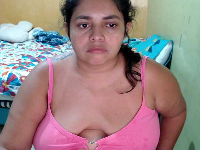 mia-naughty from BongaCams