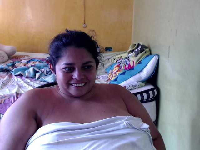 mia-naughty's BongaCams show and profile