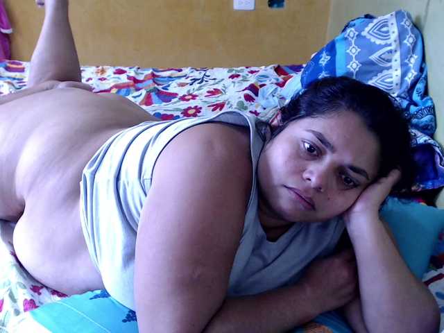 mia-naughty's BongaCams show and profile