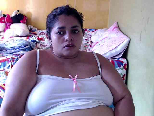 mia-naughty webcam