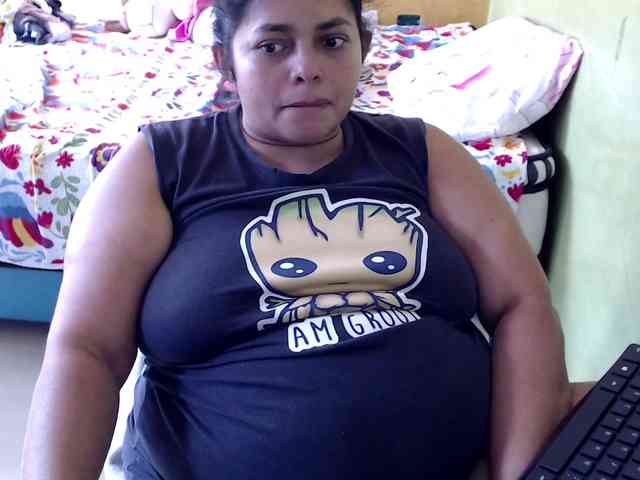 mia-naughty mia-naughty