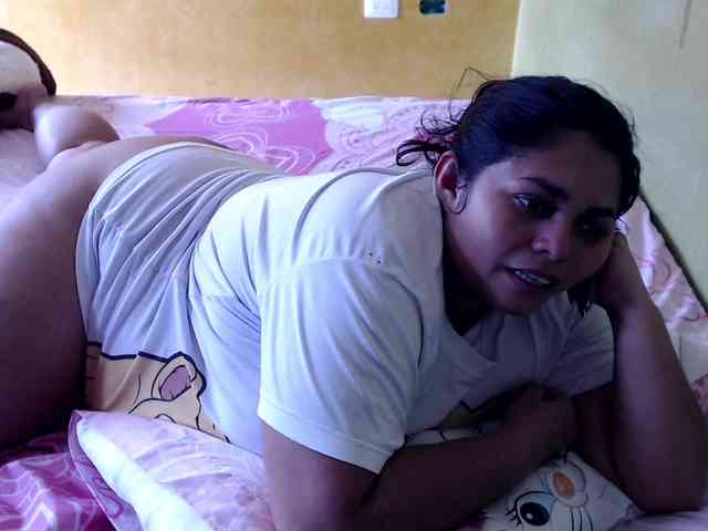 mia-naughty webcam