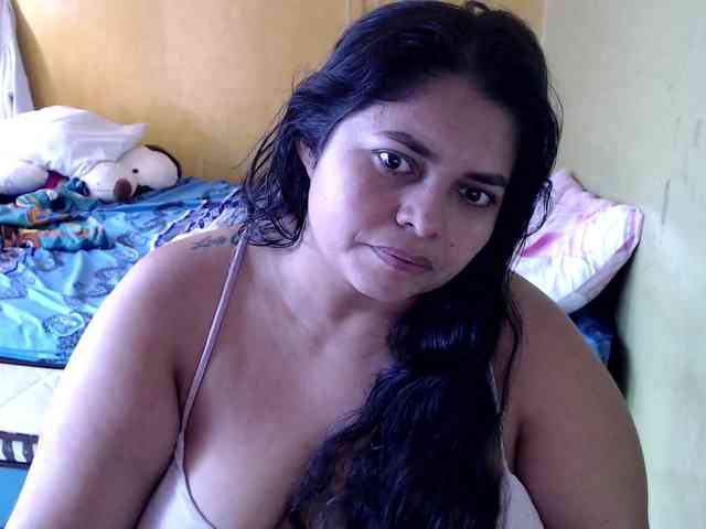 mia-naughty mia-naughty