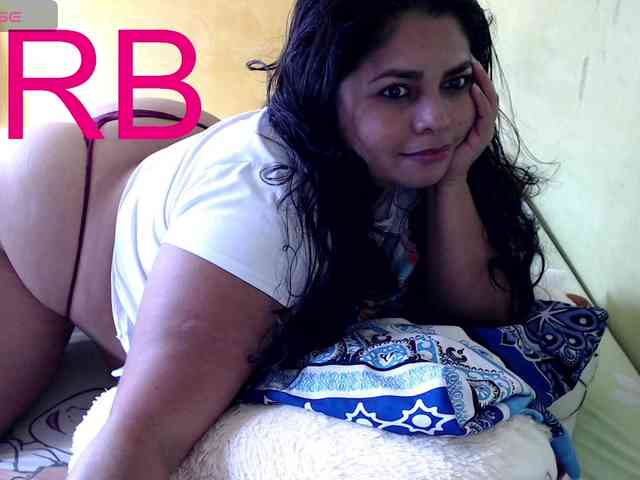 mia-naughty webcam