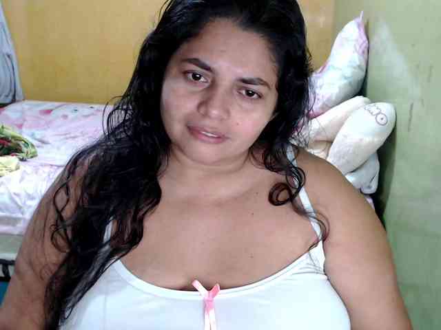 mia-naughty mia-naughty