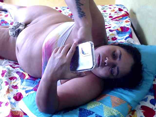 mia-naughty mia-naughty