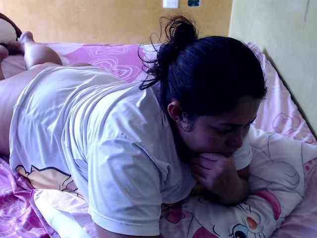 mia-naughty webcam