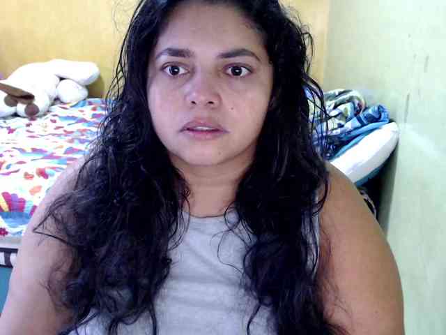 mia-naughty Live Webcam on BongaCams