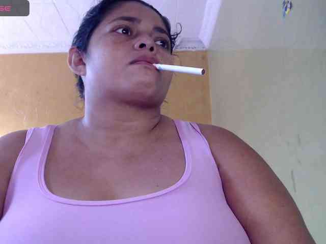 mia-naughty webcam