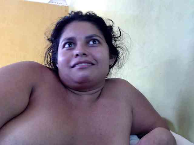 mia-naughty webcam