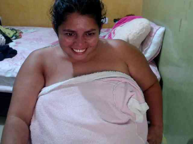 mia-naughty webcam