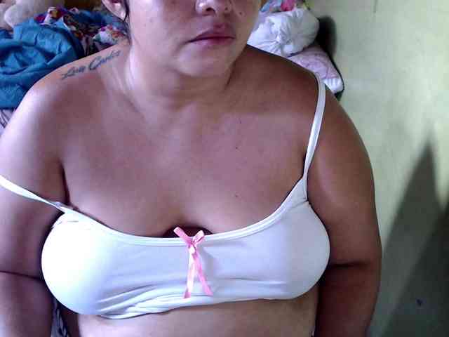 mia-naughty webcam