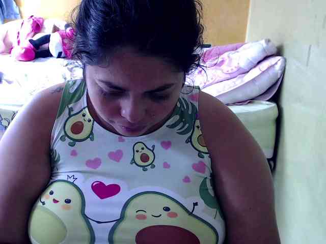 mia-naughty webcam