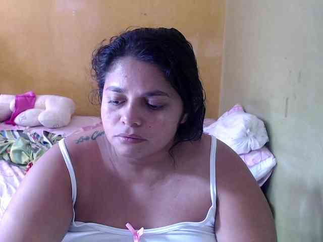 mia-naughty webcam