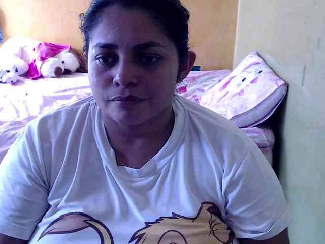 mia-naughty webcam
