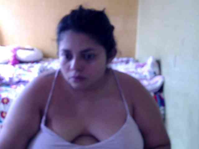 mia-naughty webcam