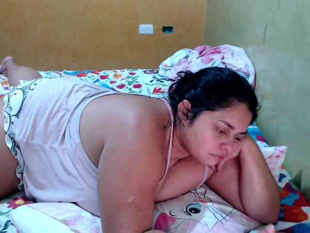 mia-naughty mia-naughty