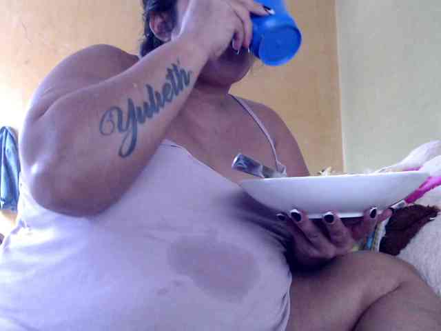 mia-naughty