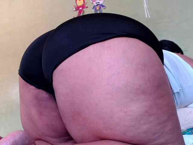 mia-naughty mia-naughty