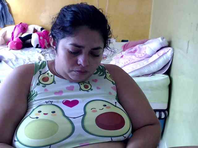 mia-naughty webcam