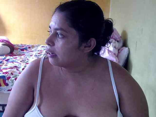 mia-naughty mia-naughty