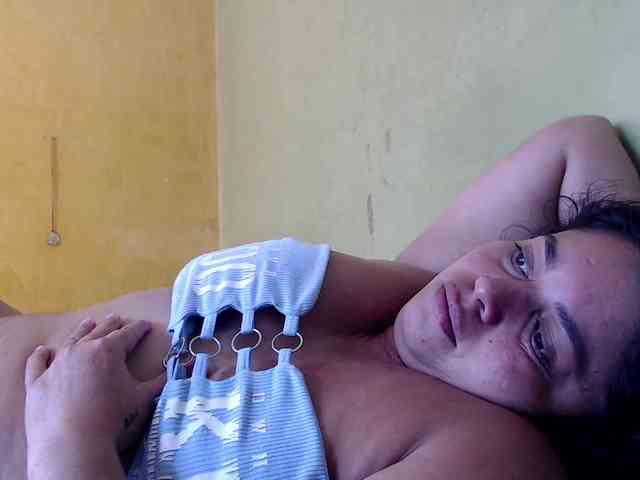 random chat video Mia-naughty