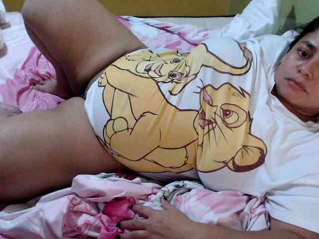 mia-naughty webcam