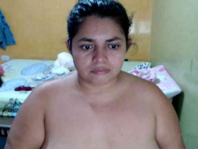 mia-naughty webcam