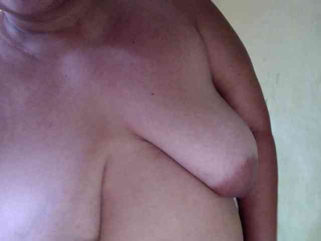 mia-naughty webcam