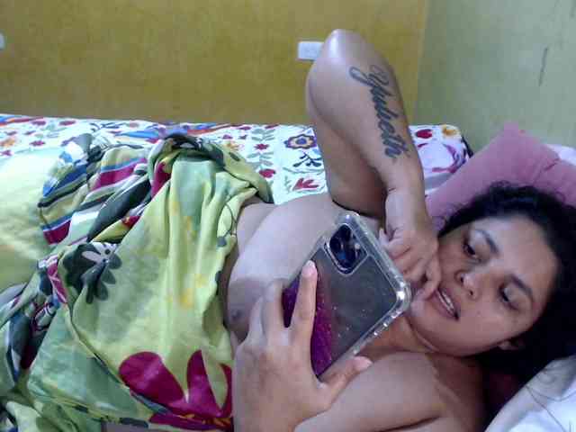 mia-naughty mia-naughty