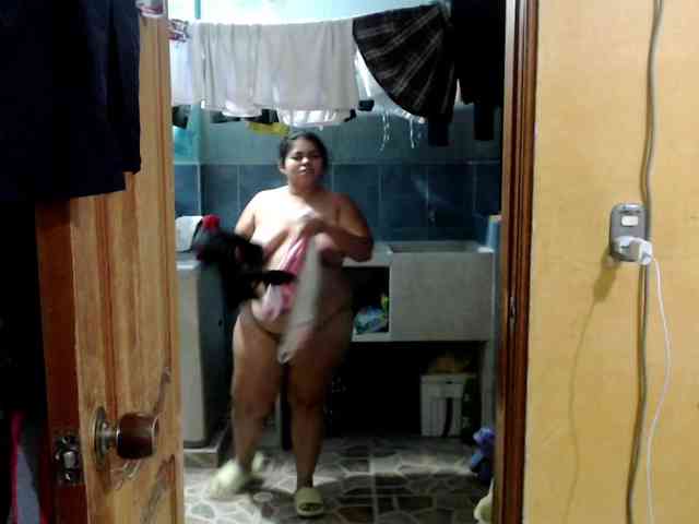 mia-naughty webcam
