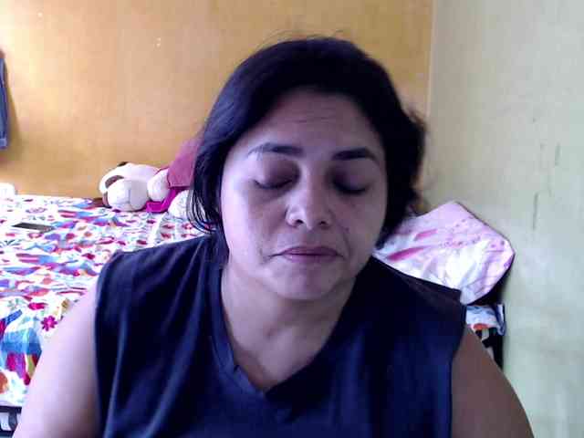 mia-naughty mia-naughty