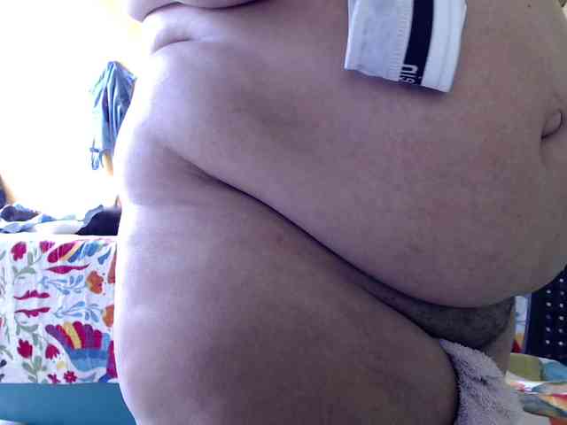 mia-naughty webcam