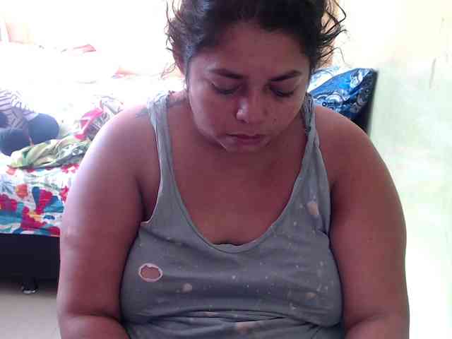 mia-naughty webcam