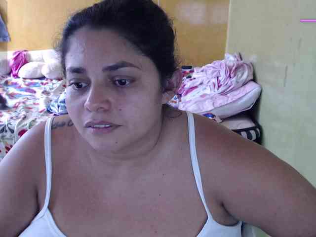 mia-naughty webcam