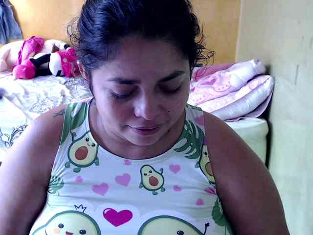 mia-naughty webcam