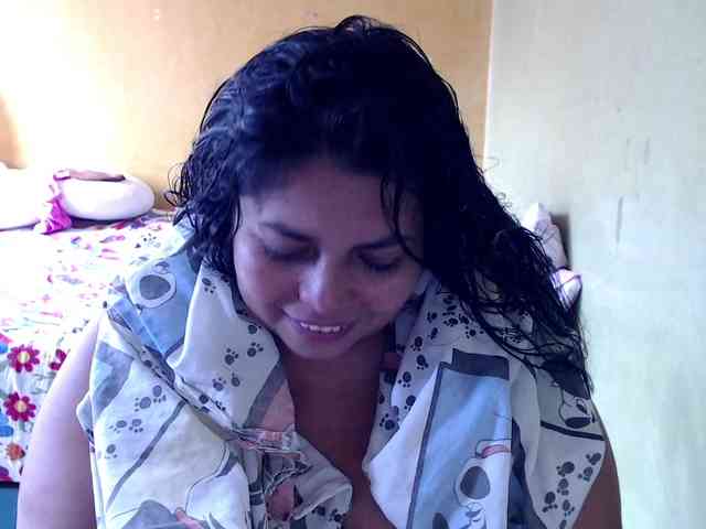 mia-naughty webcam