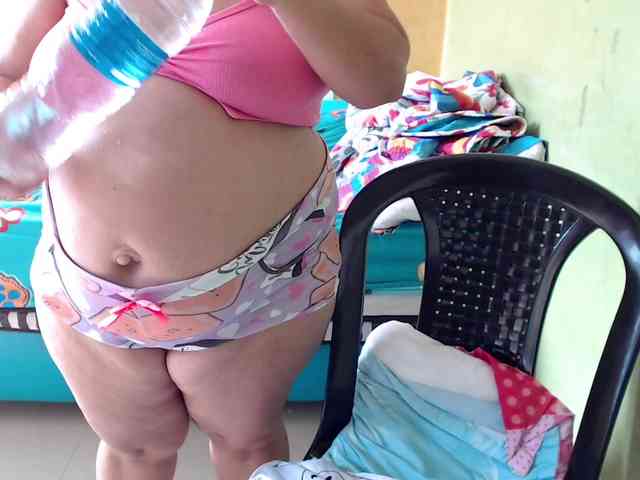 mia-naughty mia-naughty