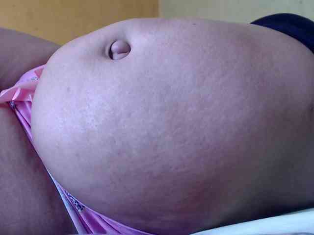 mia-naughty Live Webcam on BongaCams