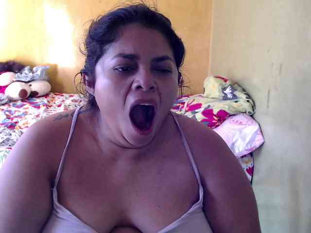 webcam sex chat Mia-naughty