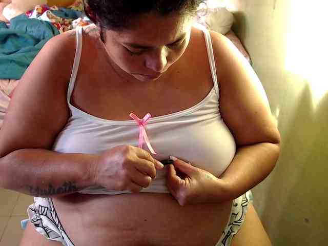 mia-naughty webcam