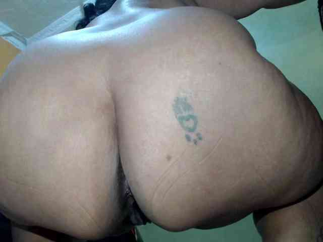 mia-naughty webcam