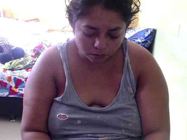 mia-naughty webcam