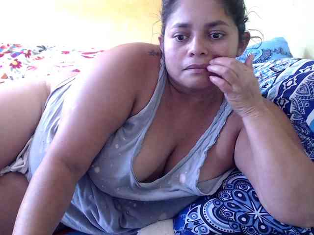 mia-naughty webcam