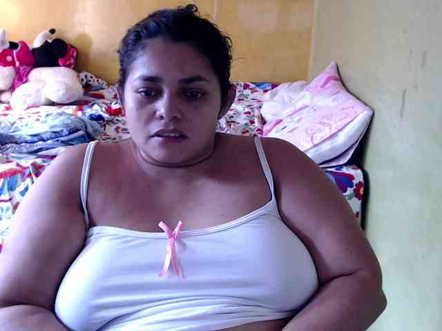 mia-naughty webcam