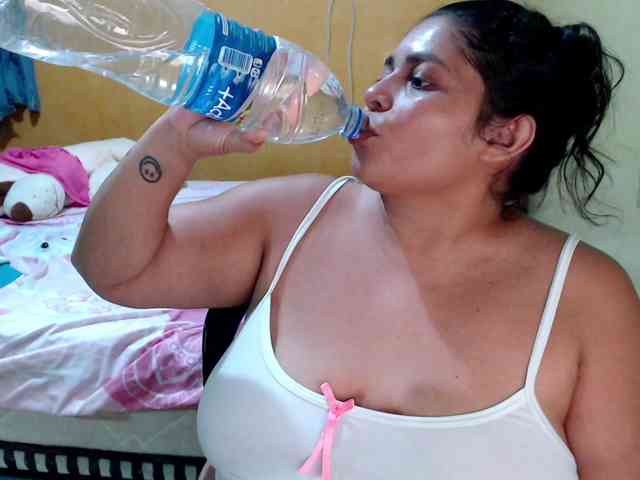 mia-naughty mia-naughty