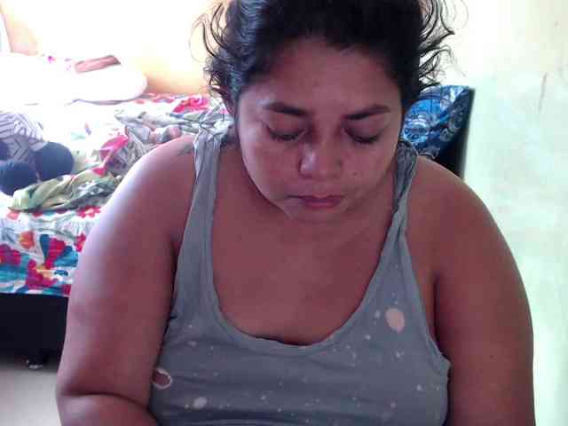 mia-naughty webcam