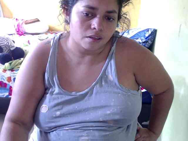 mia-naughty webcam